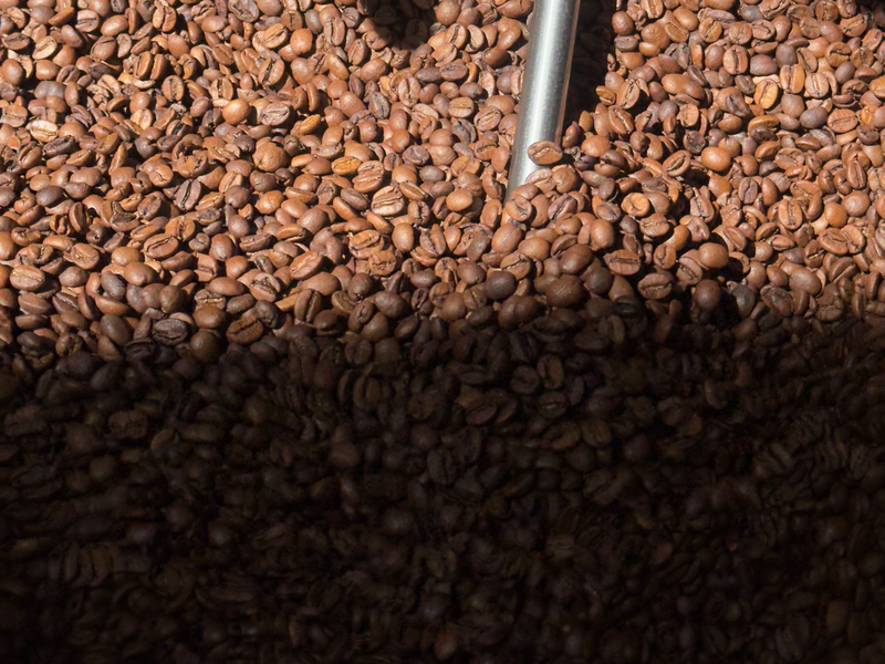 Dekáf Coffee Roasters Launches New Subscription Sets for Decaf and Low-Caff Lovers