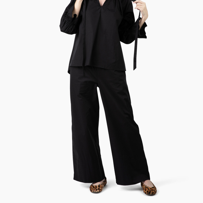 Juliette Set Midnight 1.jpg