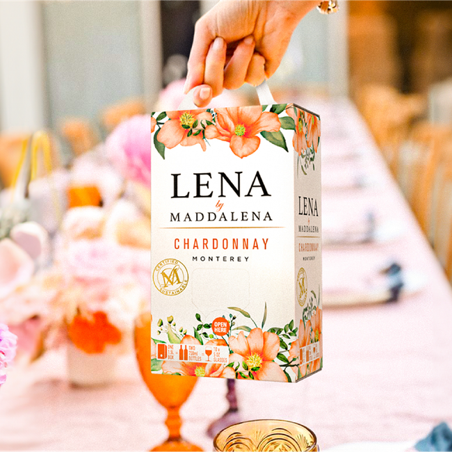 LENA-Chardonnay-Lifestyle.webp