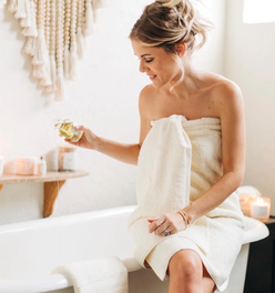 Delilah Home 100% Organic Cotton Bath Towels Certified to the GOTS & Vegan.org Standard