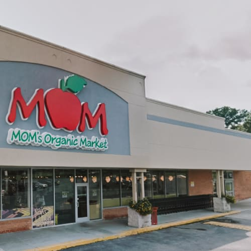 Ella’s Flats Now Available at MOM’s Organic Market