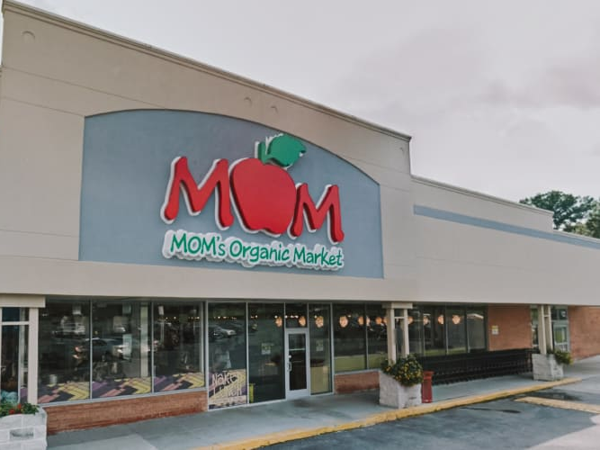 Ella’s Flats Now Available at MOM’s Organic Market