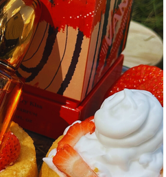 No Label Scents Strawberry Kiss Eau de parfum.png