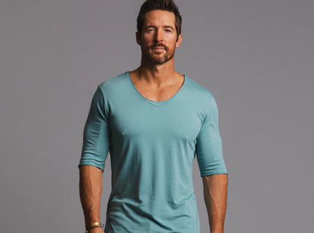 V Neck Tree Shirt - Gypset