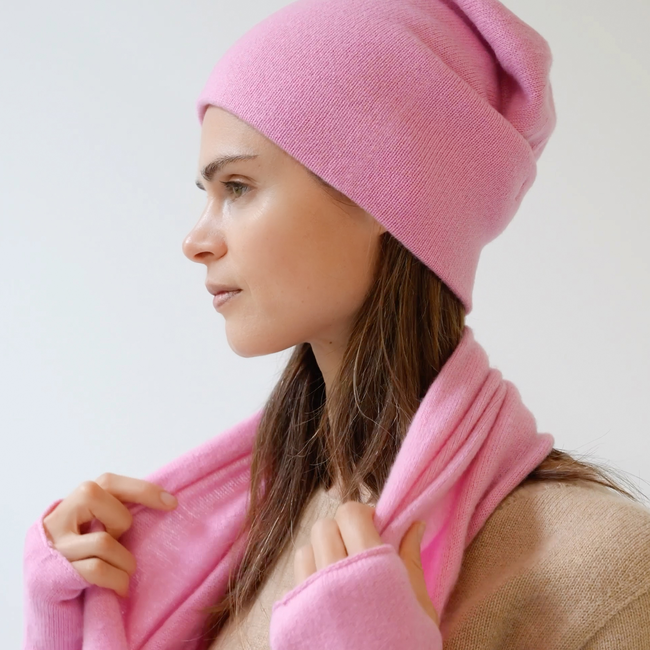 Pianissimo_waverly cashmere scarf_candy pink (3).jpg