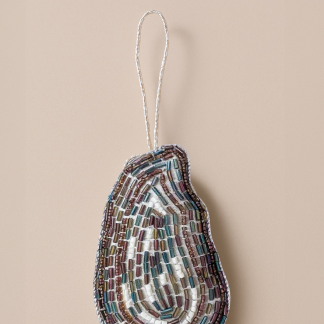 Pillowpia_oyster ornament (2).jpg