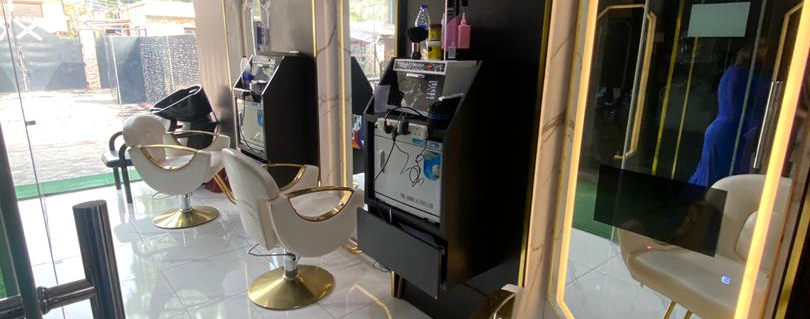 Pretty Luxury Spa and Salon