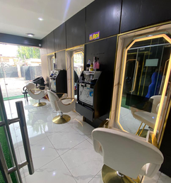 Pretty Luxury Spa & Saloon 1.jpeg