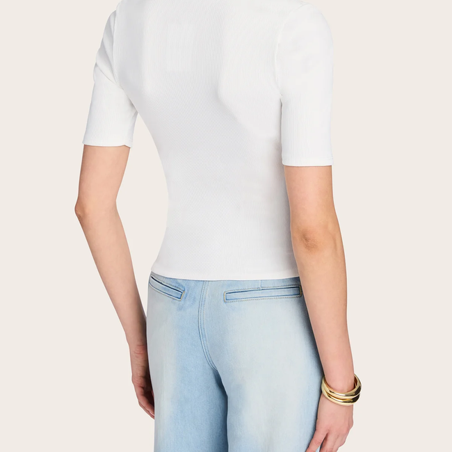 REN_WHITE_EROS_BLUE_0031.webp