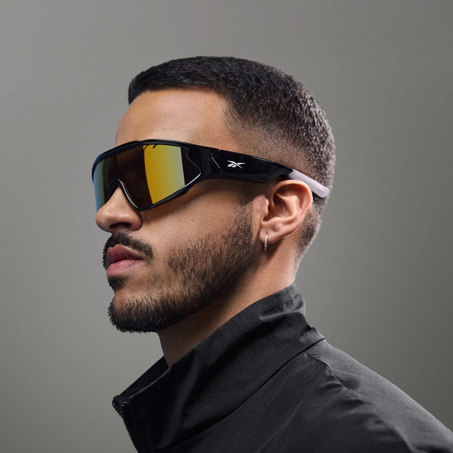 Reebok_Voltage_LCD010-10_3.webp