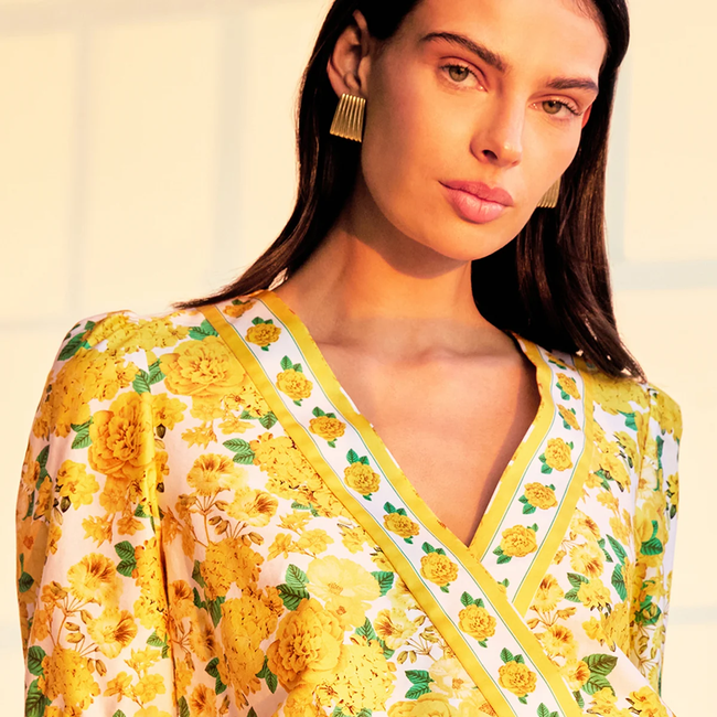 RemaFloralPoplinBlouse-FlrlFntsyWht.Yllw2.webp