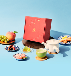 Sakuraco Monthly Subscription Box