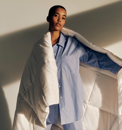 LIGHTWEIGHT AiryWeight Eucalyptus Comforter