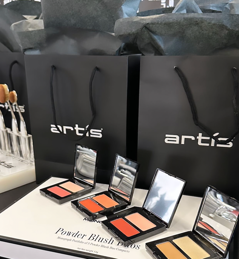 Artis Presents Magnificent Luxury Beauty Gifts at Prominent Los Angeles