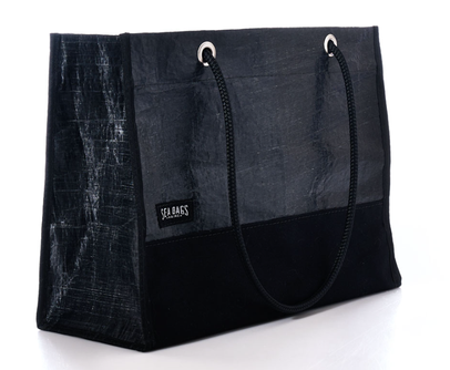 Black-on-Black Shoreline Shopper