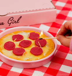 PIZZA GIRL PIZZA CANDLE