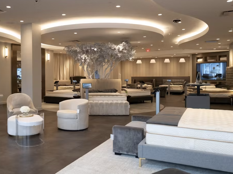 Saatva unveils its first location in Long Island