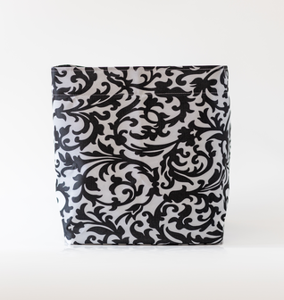 Large Black & White Scroll So.CachePot Planter Cover