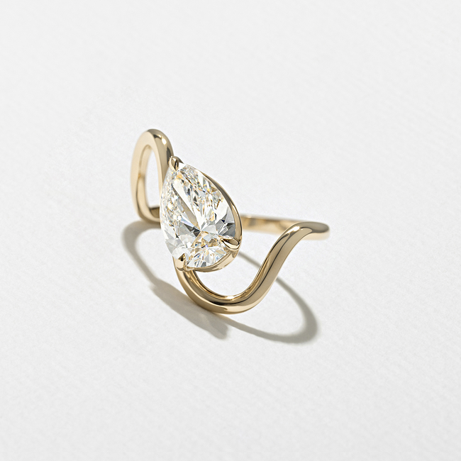 Stella_pear_14k_yellow_gold_2.jpg