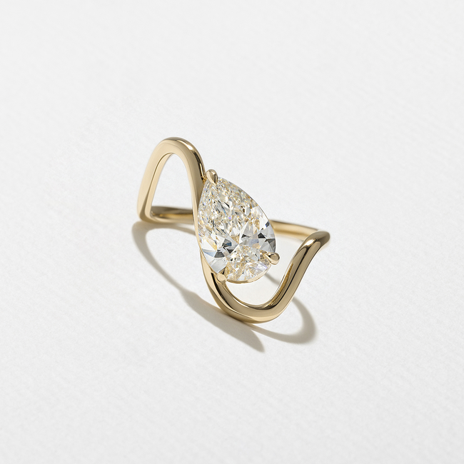 Stella_pear_14k_yellow_gold_1.jpg