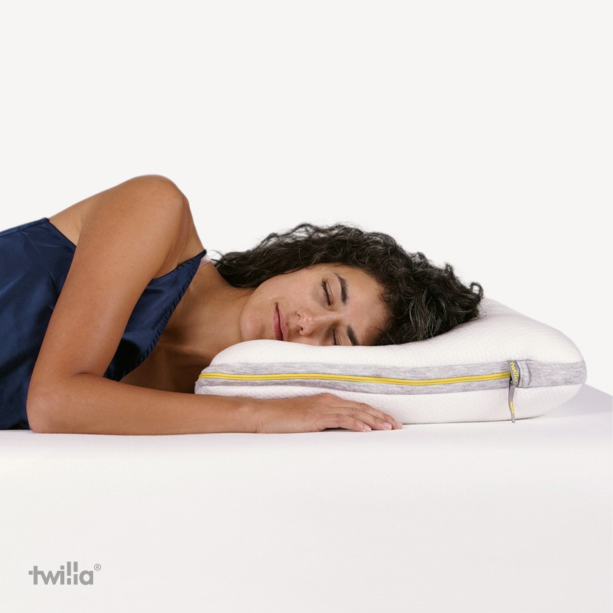 Twilla Adjustable Pillow - QUEEN - Public Relations Media Kit - Press Hook