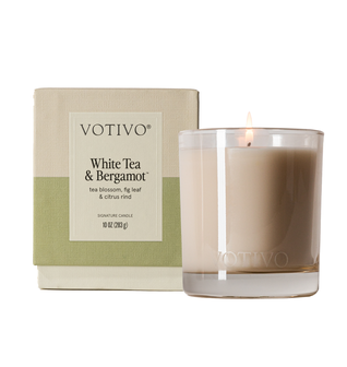 White Tea & Bergamot 10 oz. Signature Candle - Smells Like a Luxury Hotel