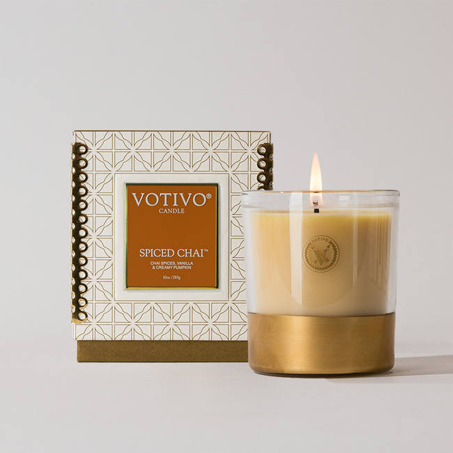 VT85H_GS_SpicedChai_HolidayCandle.jpg