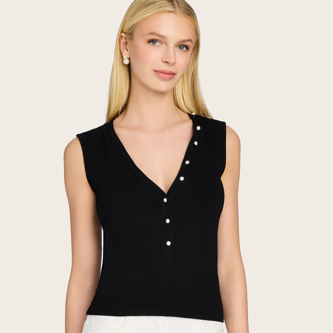 ZOELLE_BLACK_EROS_WHITE_0018.webp