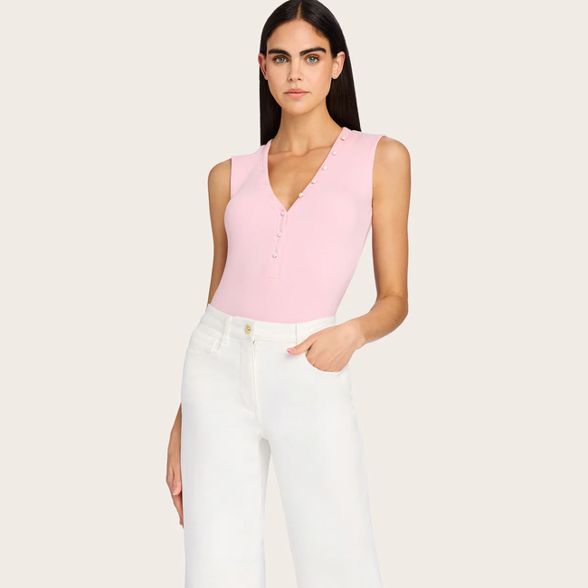 ZOELLE_PINK_EROS_WHITE_0001.webp