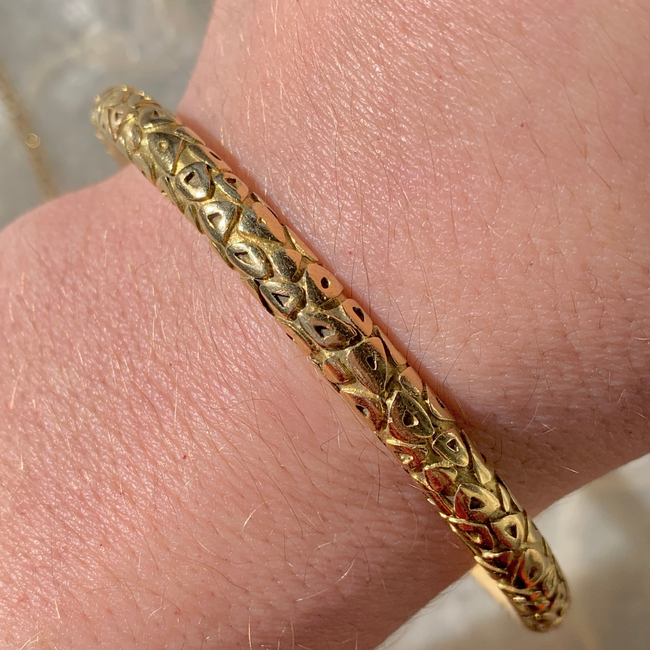 Vintage 1960s Chaumet 18K Carrouse Bangle-gallery-45118088347963