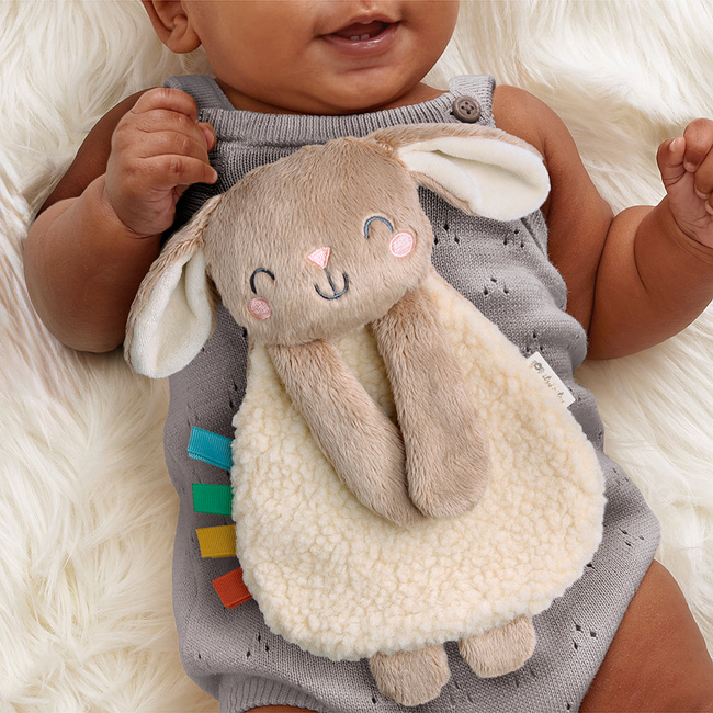 Itzy Learn & Snuggle Gift Set™-gallery-37836510691499