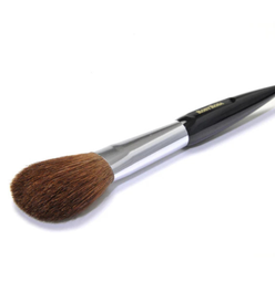 Rosy Rosa: Kumano Brush for Powder