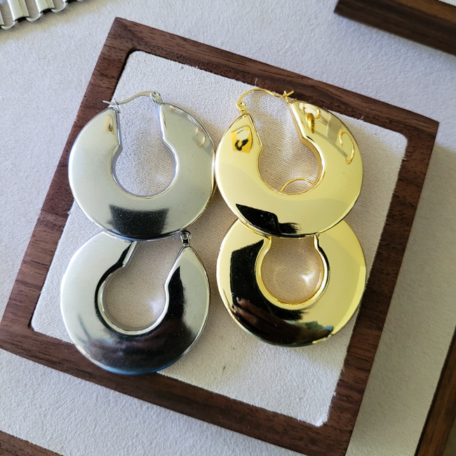 Disk Hoop Earring-gallery-42491105509626