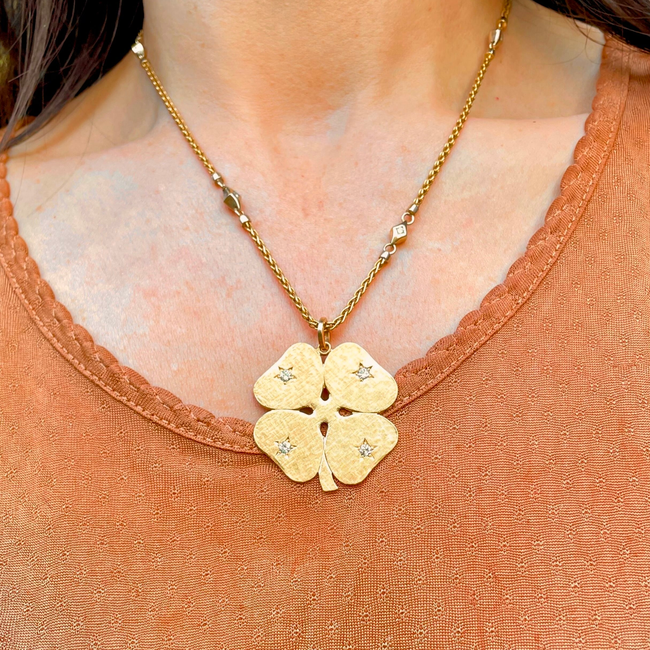 Vintage yellow 14K Cartier .25ctw star set diamond clover pendant-gallery-55319042326843