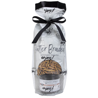 Everyday Grab and Go Giftset with Bacon Pepper Dip and Braided Butter Pretzels