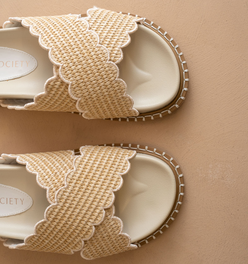 The Fabby | Beige Raffia Vacation Slide Sandal