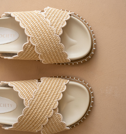The Fabby | Beige Raffia Vacation Slide Sandal