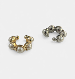 Pearl & metal Earcuffs