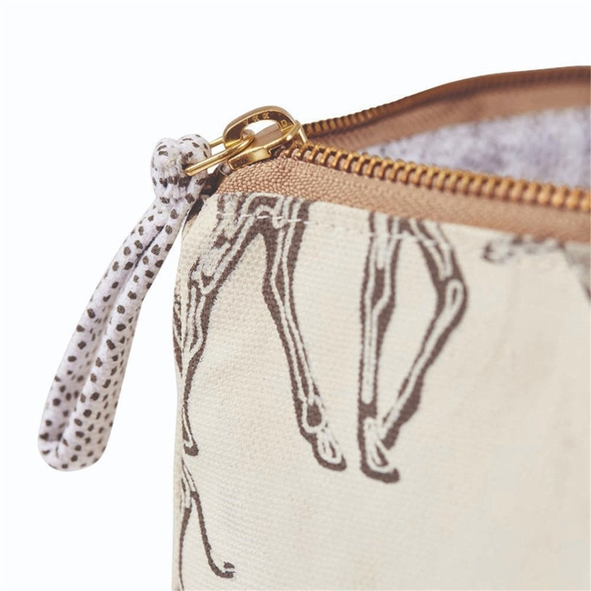 Giraffe Pouch Large-gallery-32767202787415