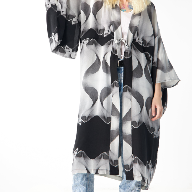 Babs Silk Kimono - Black/White La Pedrera Inspired-gallery-40066274754856