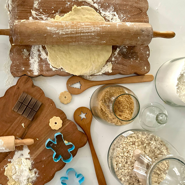 Scalloped Cutting Board, Medium Rectangle-gallery-48849275125953