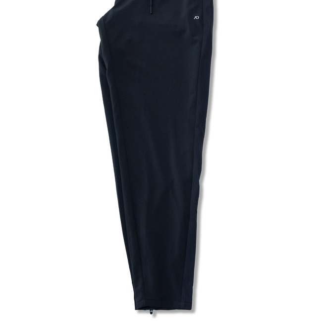 Clutch Pant - Black-gallery-45611537465569