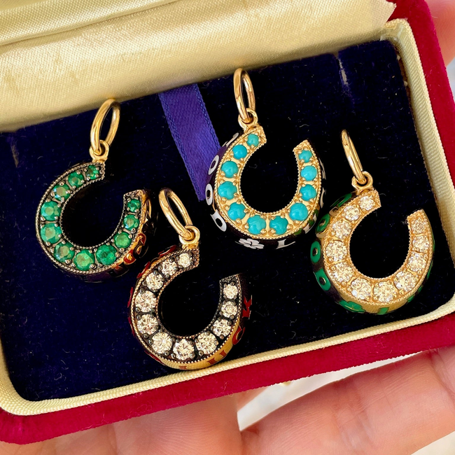 3GOG Original Good Luck Horseshoe Milgrain Pendant-gallery-56297449357627