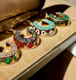 3GOG Original Good Luck Horseshoe Milgrain Pendant