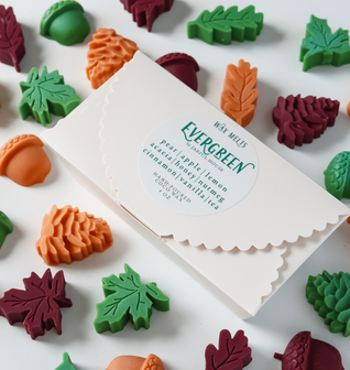 Evergreen Coconut Wax Melts – Acorns & Leaves – 4 oz. Fall Wax Melts