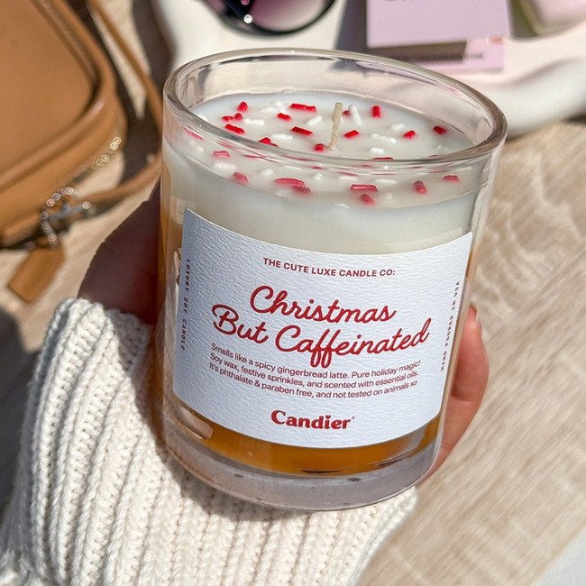 candier-christmas-coffee-scented-candle-on-blanket.jpg