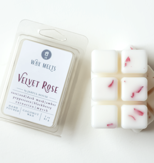 NEW Luxurious Velvet Rose Coconut Wax Melts - Oud, Peppercorn, Blackberry, Rose, Carnation, Myrrh, A