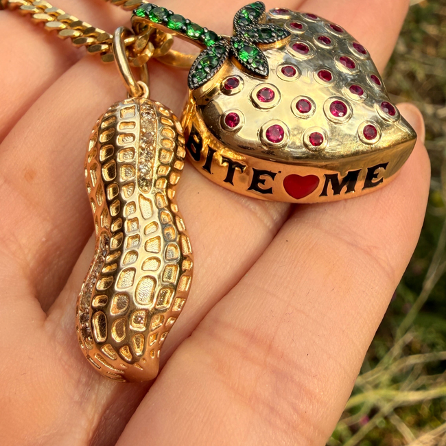 3GOG Original Bite Me Berry Pendant-gallery-56779616223547