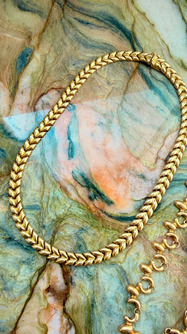 Vintage yellow 18K chevron link chain, 16.5 inch