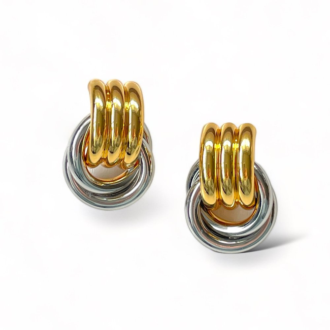 90's Knot Earrings-gallery-31653923422283